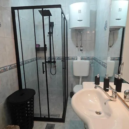 Vikendica Casa Baya With Garden And River View & Parking Mostar